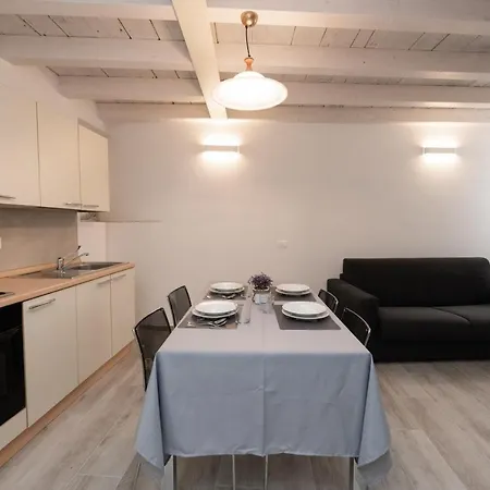 Al Campanile Appartement *