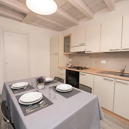 Al Campanile Appartement *